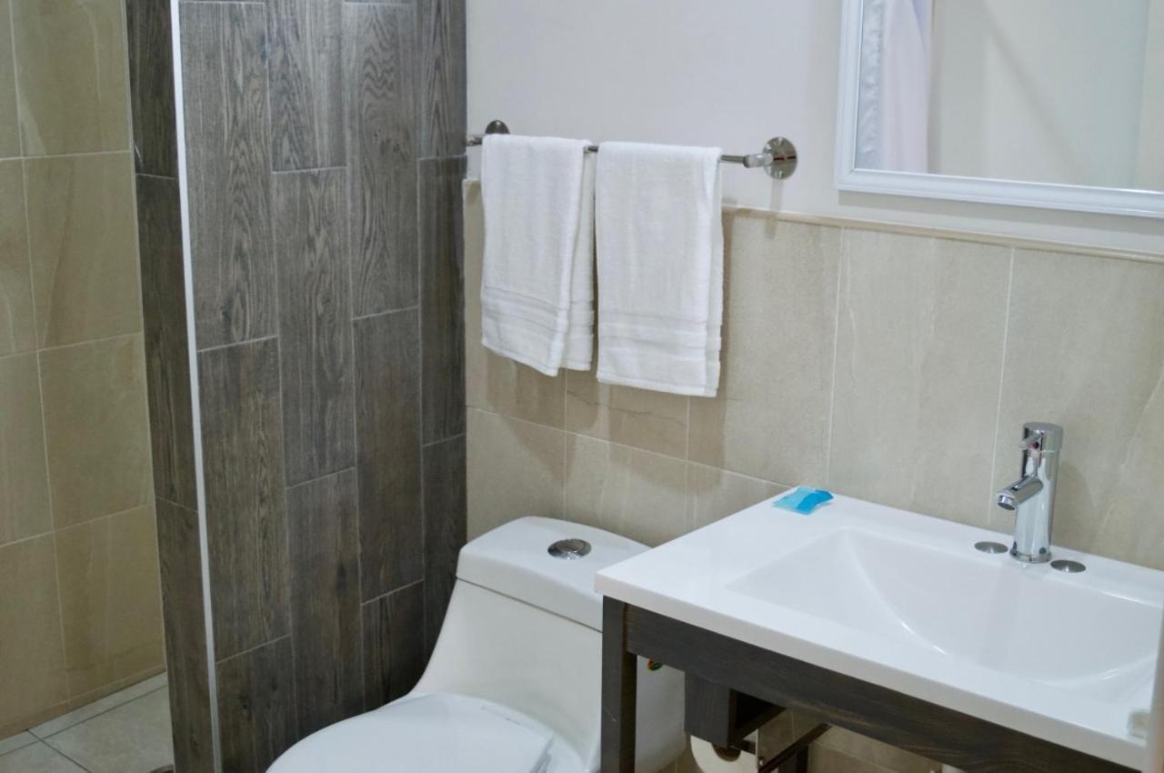 Magnolias Suites Hotel Nuevo Casas Grandes Bagian luar foto